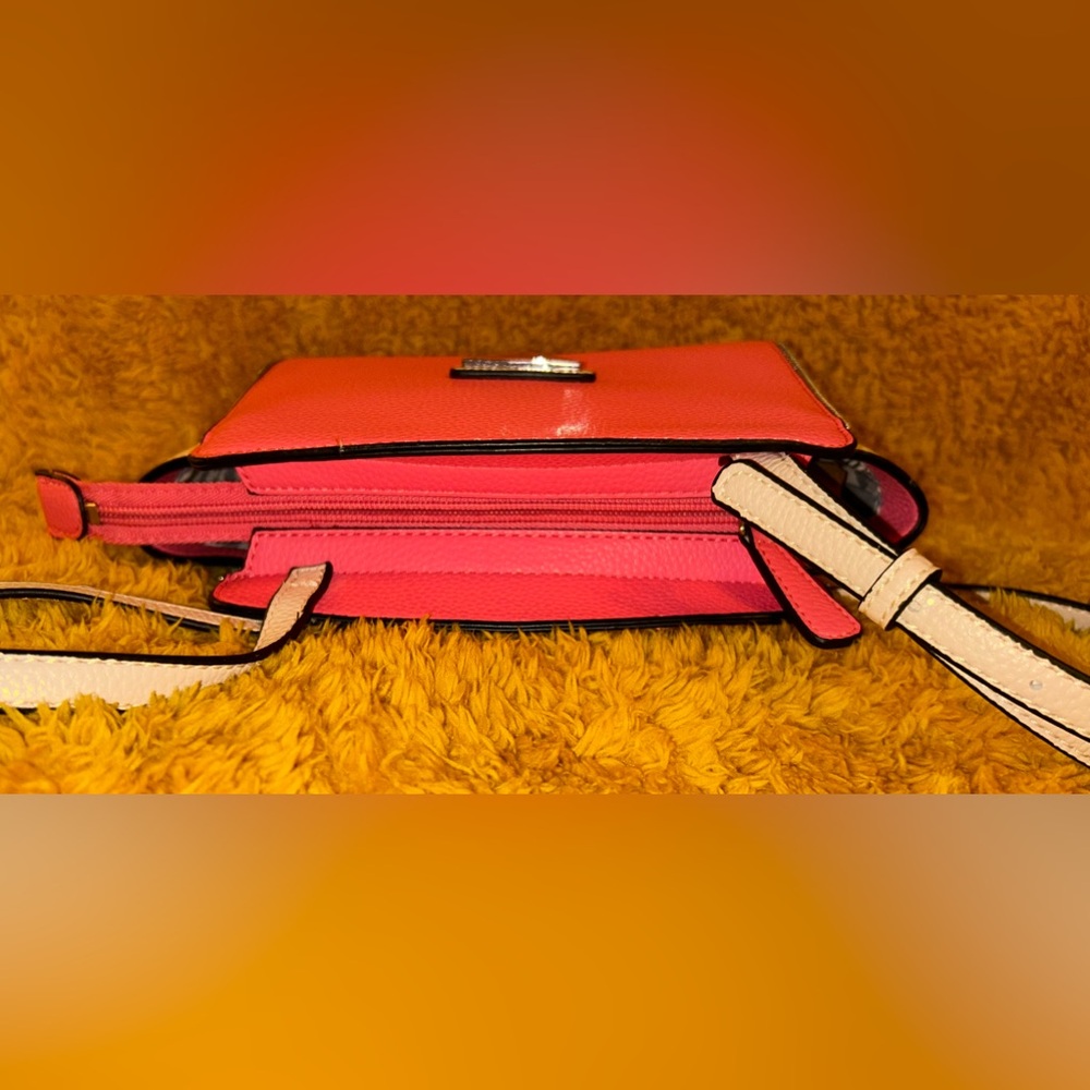 GUESS Two-Tone Crossbody Bag - Picture 7 of 9